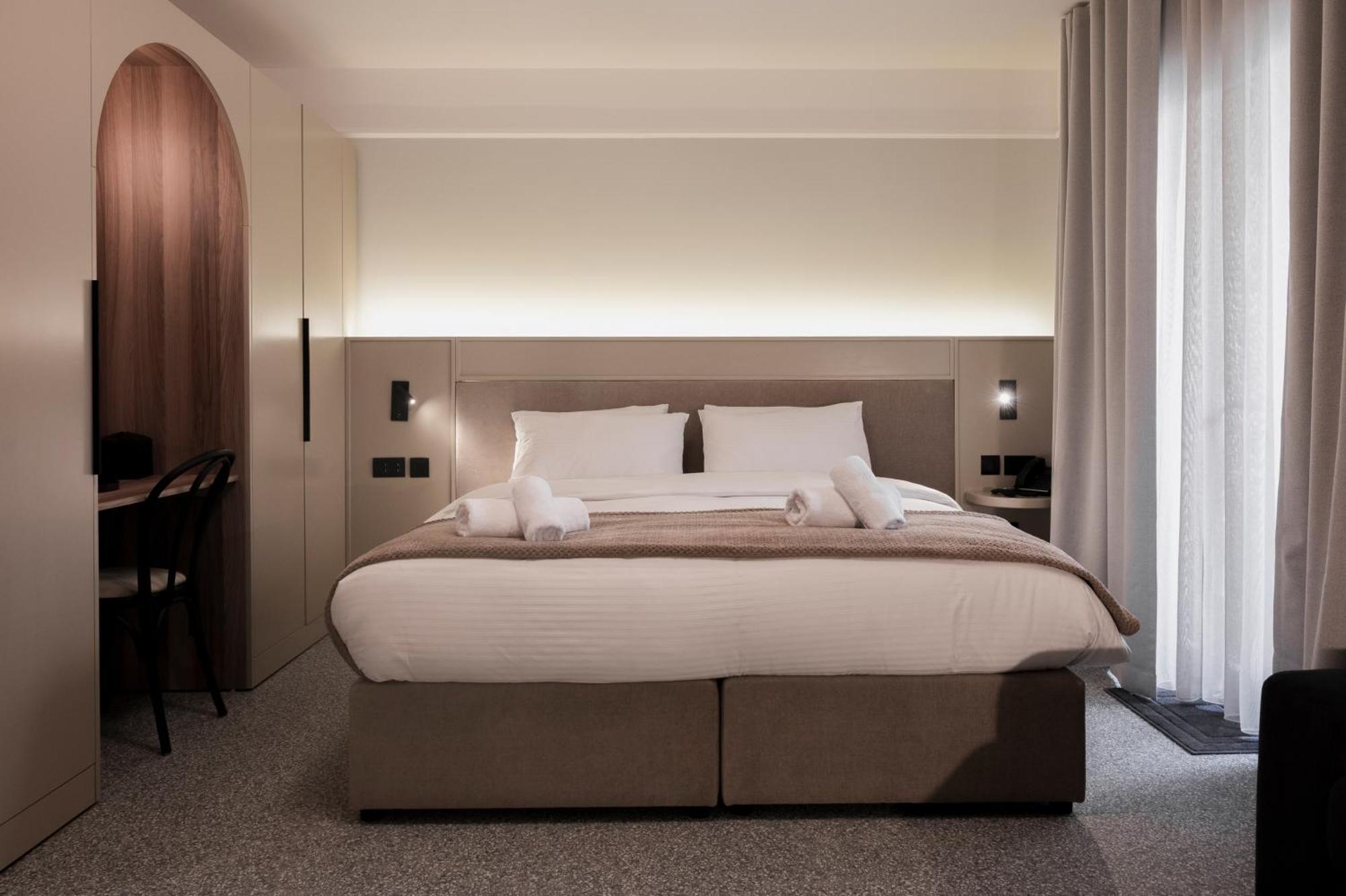 Maria Rosa Suites Victoria Eksteriør bilde